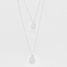 Layer drop necklace