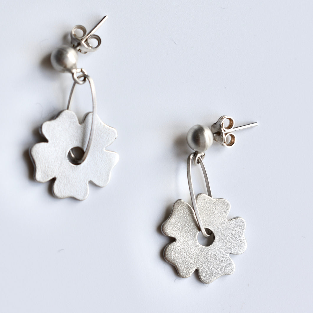 Handmade Silver Earrings with Oval Chain and Flower Motif