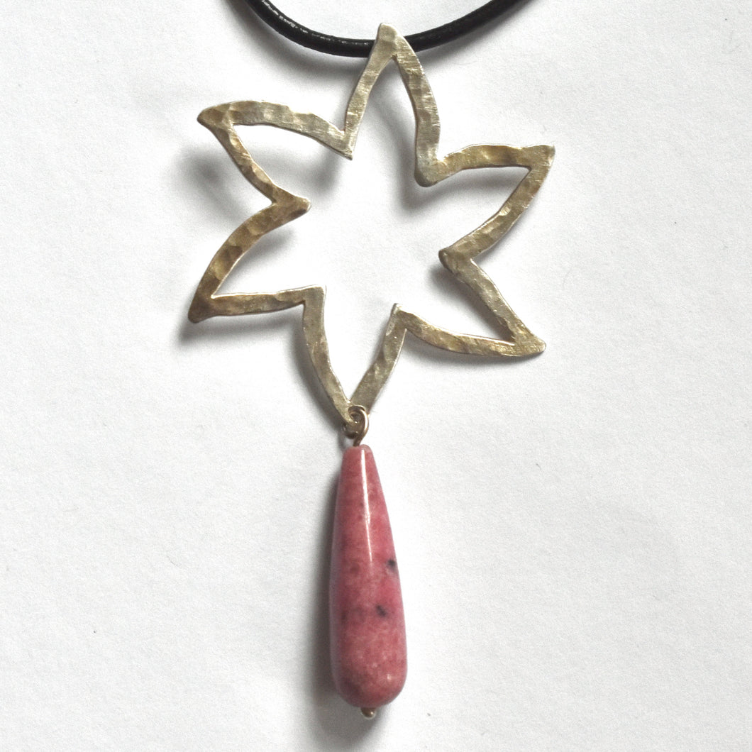 Flower and a jasper on leather cord